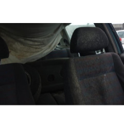 Attache ceinture avant gauche VOLKSWAGEN POLO 3
