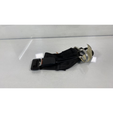 Attache ceinture arriere gauche VOLKSWAGEN GOLF 3 Photo n°1
