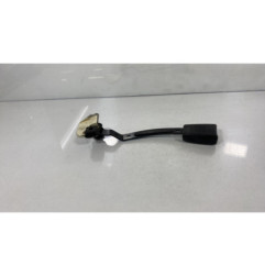 Attache ceinture avant droit VOLKSWAGEN GOLF 4 Photo n°1