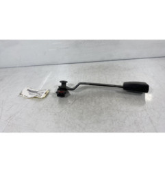 Attache ceinture avant gauche VOLKSWAGEN GOLF 4