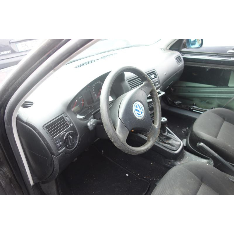 Ceinture arriere droit VOLKSWAGEN BORA Photo n°8