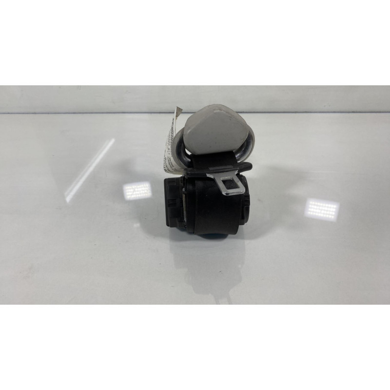 Ceinture arriere gauche VOLKSWAGEN BORA Photo n°2