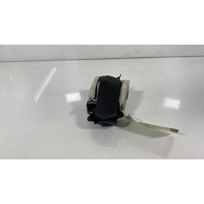 Ceinture arriere droit OPEL CORSA B Photo n°3