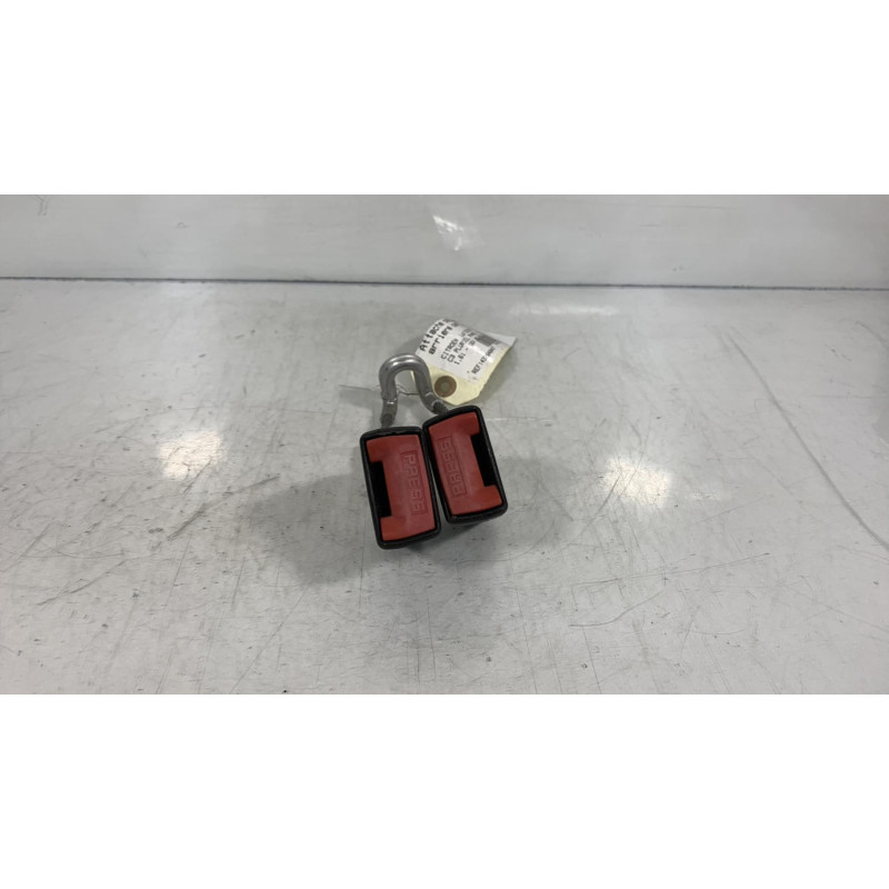 Attache ceinture arriere centrale CITROEN C3 PLURIEL Photo n°1