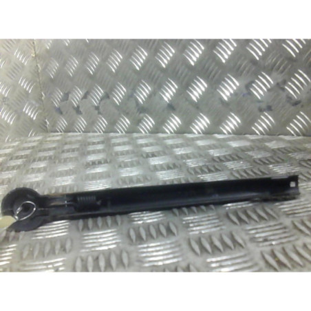 Bras essuie glace arriere VOLKSWAGEN FOX Photo n°1