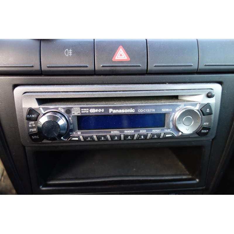 Ceinture arriere droit VOLKSWAGEN FOX Photo n°10