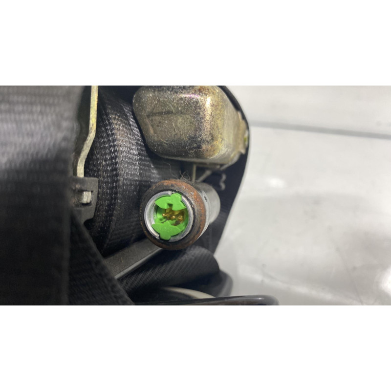 Pretensionneur de ceinture avant droit VOLKSWAGEN FOX Photo n°1