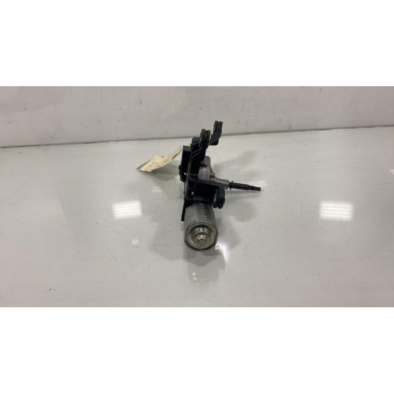 Moteur essuie glace arriere VOLKSWAGEN FOX Photo n°3