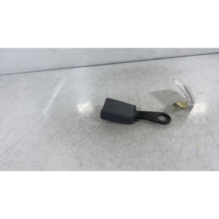 Attache ceinture arriere droit TOYOTA RAV4 2 Photo n°1