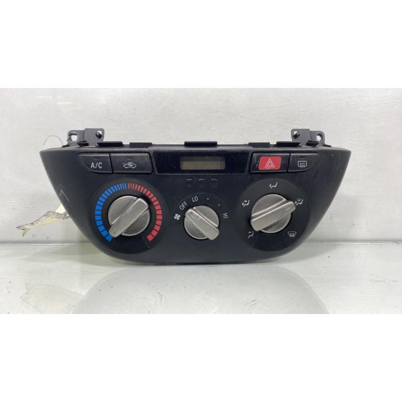 Commande chauffage TOYOTA RAV4 2 Photo n°1