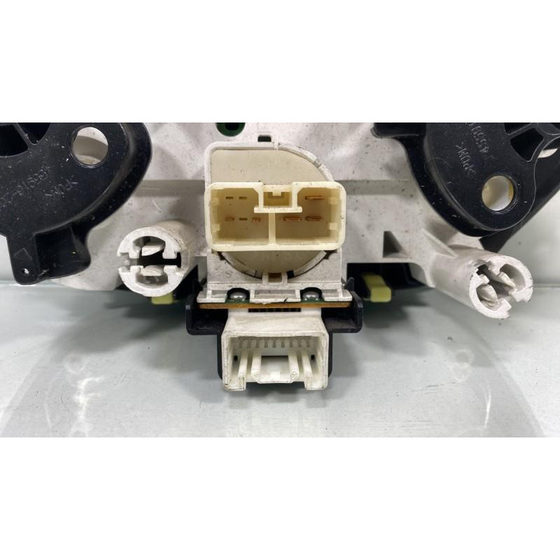 Commande chauffage TOYOTA RAV4 2 Photo n°2