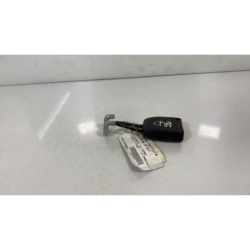Attache ceinture arriere droit VOLKSWAGEN PASSAT 4 Photo n°2