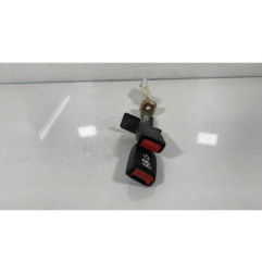 Attache ceinture arriere gauche VOLKSWAGEN PASSAT 4 Photo n°1
