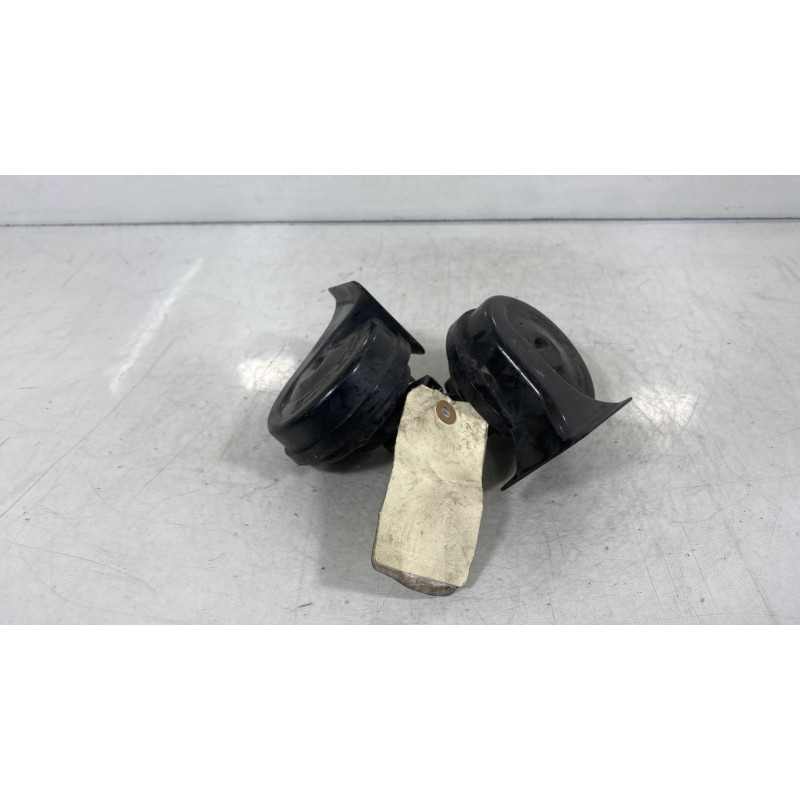 Avertisseur/Klaxon VOLKSWAGEN PASSAT 4 Photo n°3