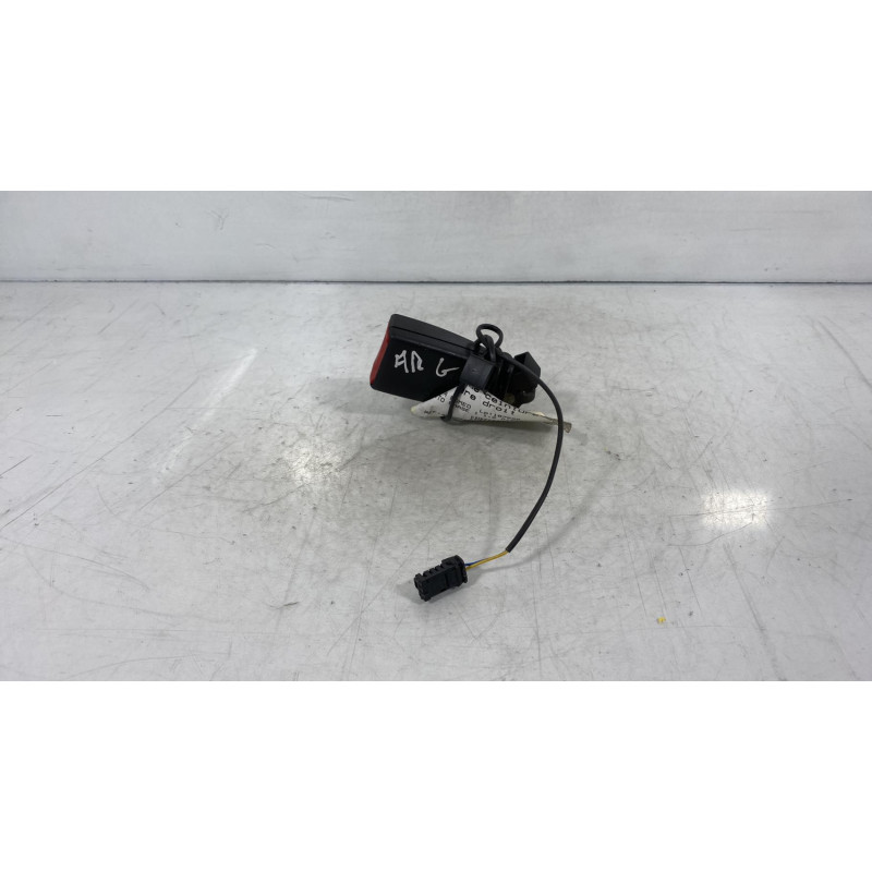 Attache ceinture arriere droit ALFA ROMEO MITO Photo n°2