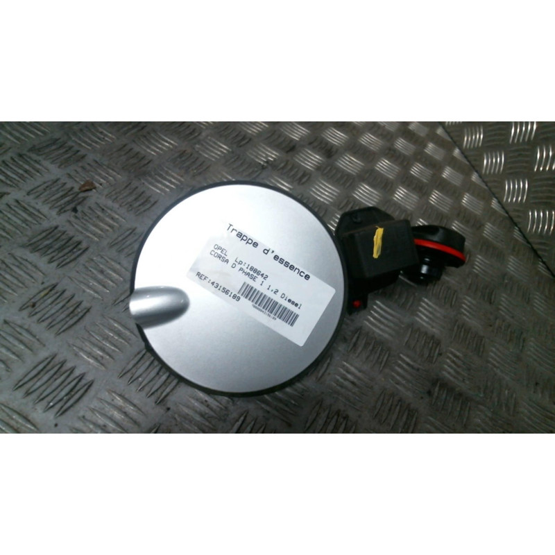 Trappe d'essence OPEL CORSA D Photo n°1