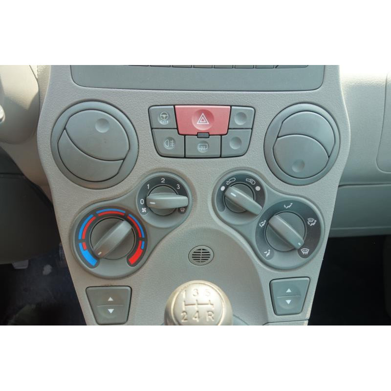 Plage arriere FIAT PANDA 2 Photo n°6