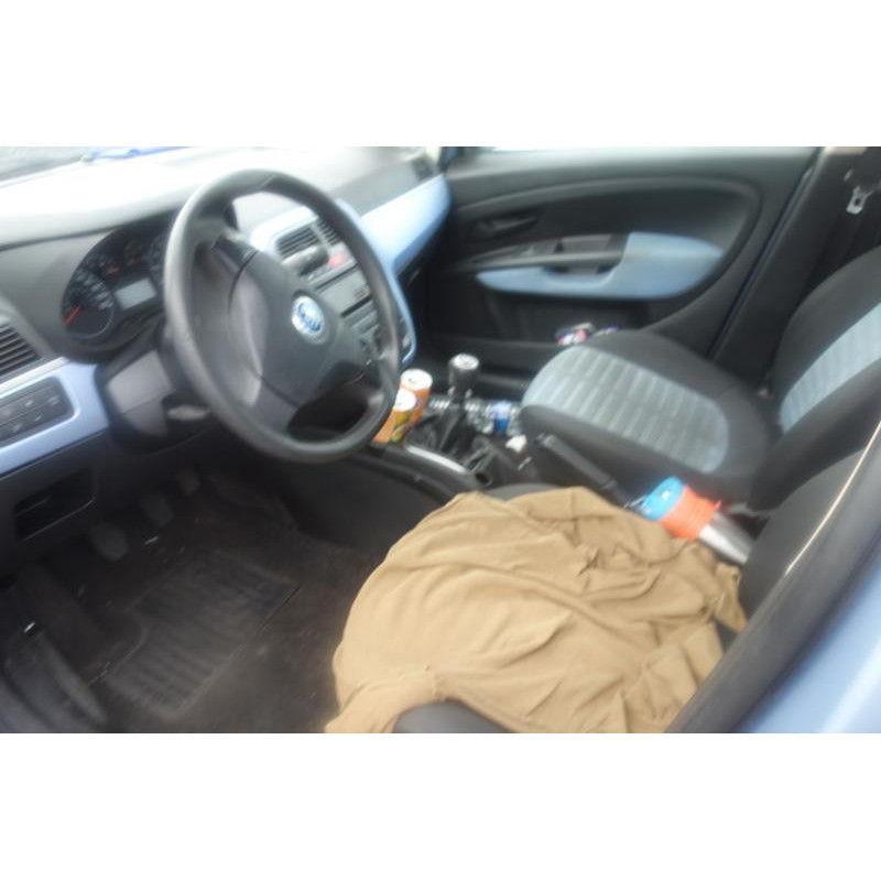 Volant FIAT GRANDE PUNTO Photo n°4