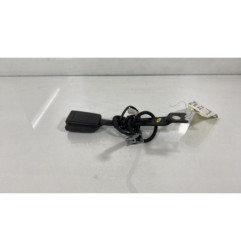 Attache ceinture avant gauche TOYOTA AURIS 1