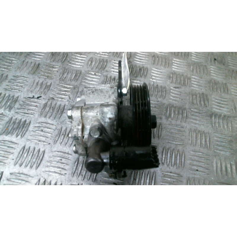 Pompe de direction CHEVROLET AVEO 1 Photo n°2