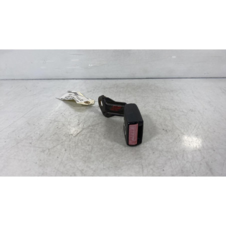 Attache ceinture arriere gauche PEUGEOT 807 Photo n°1