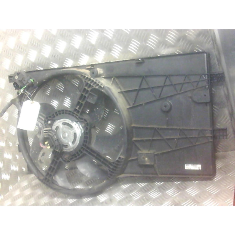 Moto ventilateur radiateur PEUGEOT BIPPER Photo n°2