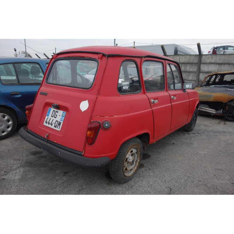 Attache ceinture avant droit RENAULT R4 Photo n°6