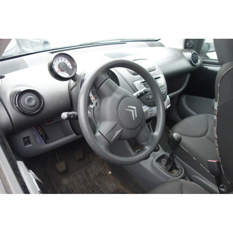 Pretensionneur de ceinture avant gauche CITROEN C1 1 Photo n°8