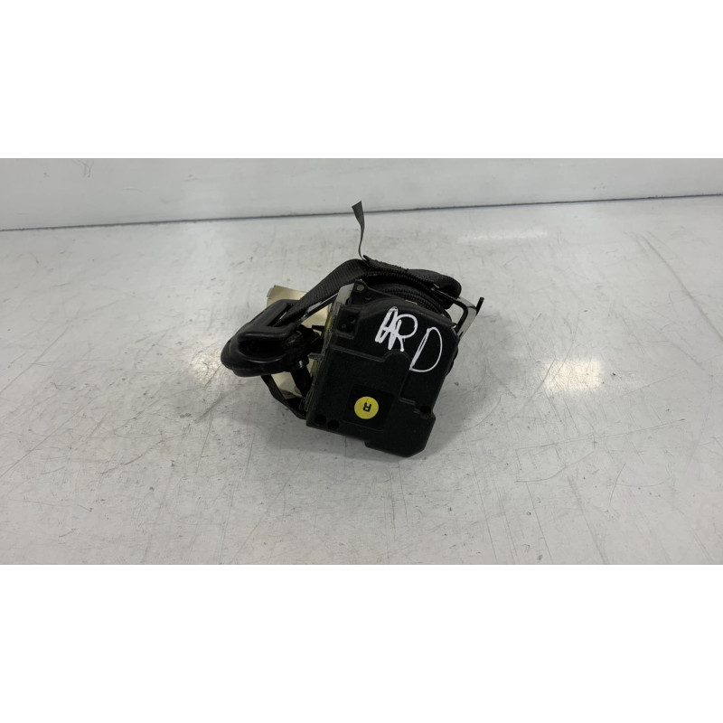 Ceinture arriere droit OPEL ASTRA G Photo n°2