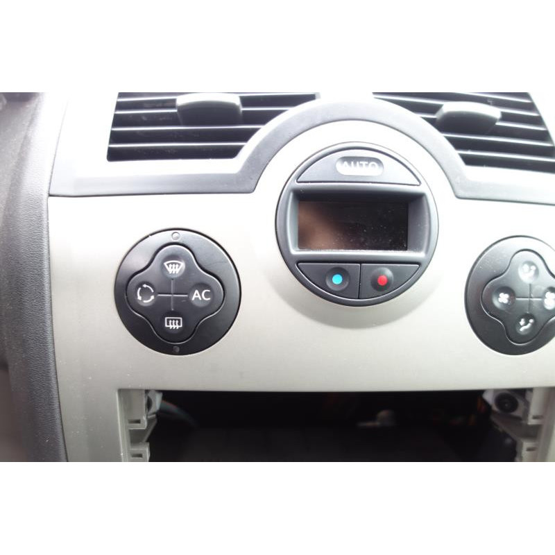 Porte arriere gauche RENAULT MEGANE 2 Photo n°9