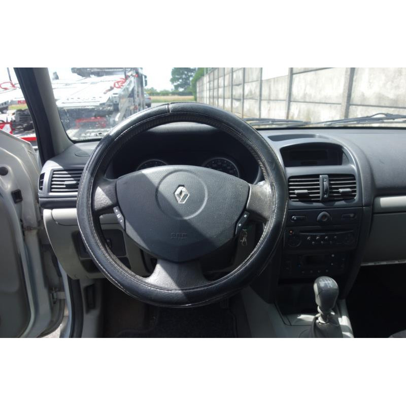 Leve vitre electrique arriere droit RENAULT CLIO 2 Photo n°11