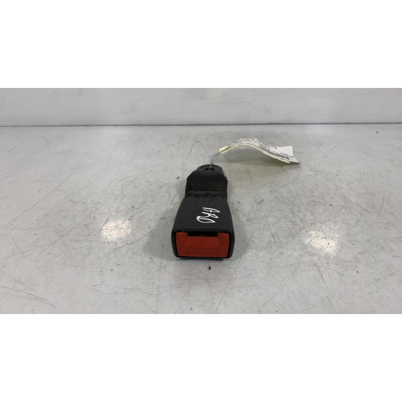 Attache ceinture arriere droit CITROEN BERLINGO 1 Photo n°1