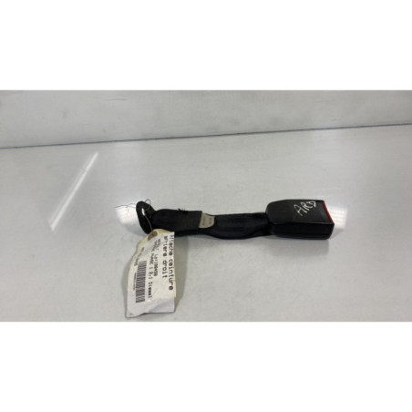 Attache ceinture arriere droit RENAULT SAFRANE Photo n°1
