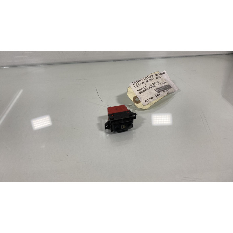 Interrupteur de leve vitre avant droit RENAULT SAFRANE Photo n°3