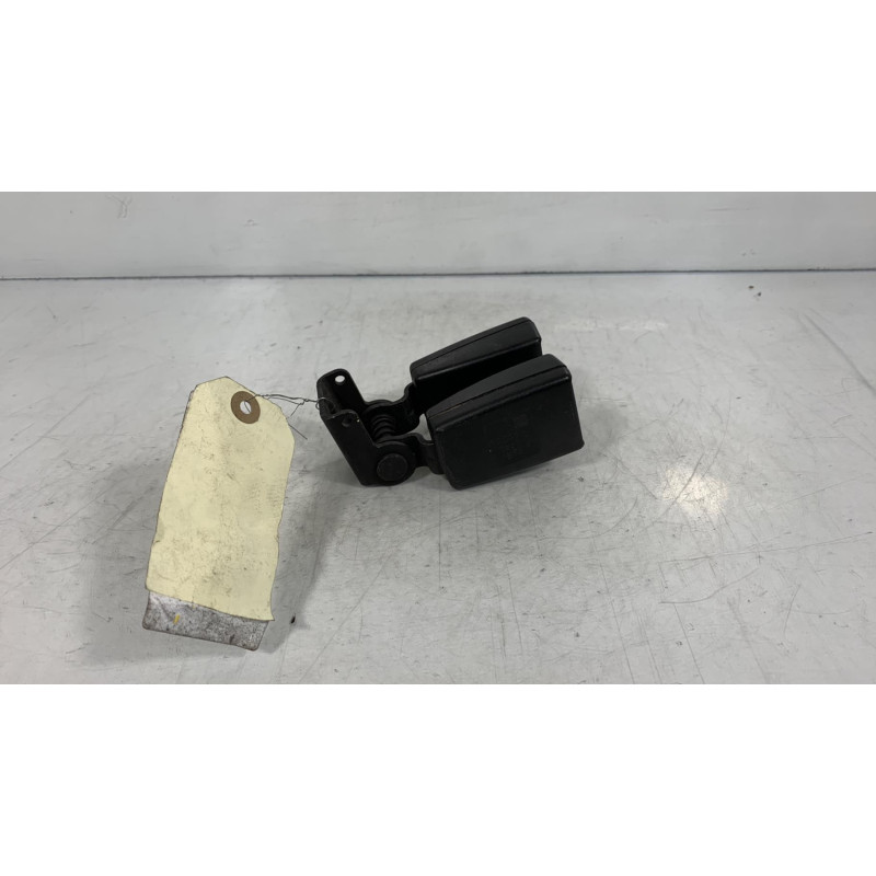 Attache ceinture arriere gauche OPEL ASTRA J SPORTS Photo n°2