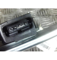 Leve vitre electrique avant gauche PEUGEOT 2008 1