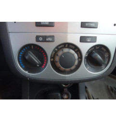 Pommeau de vitesses OPEL CORSA D