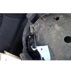 Fermeture de capot PEUGEOT 5008 1