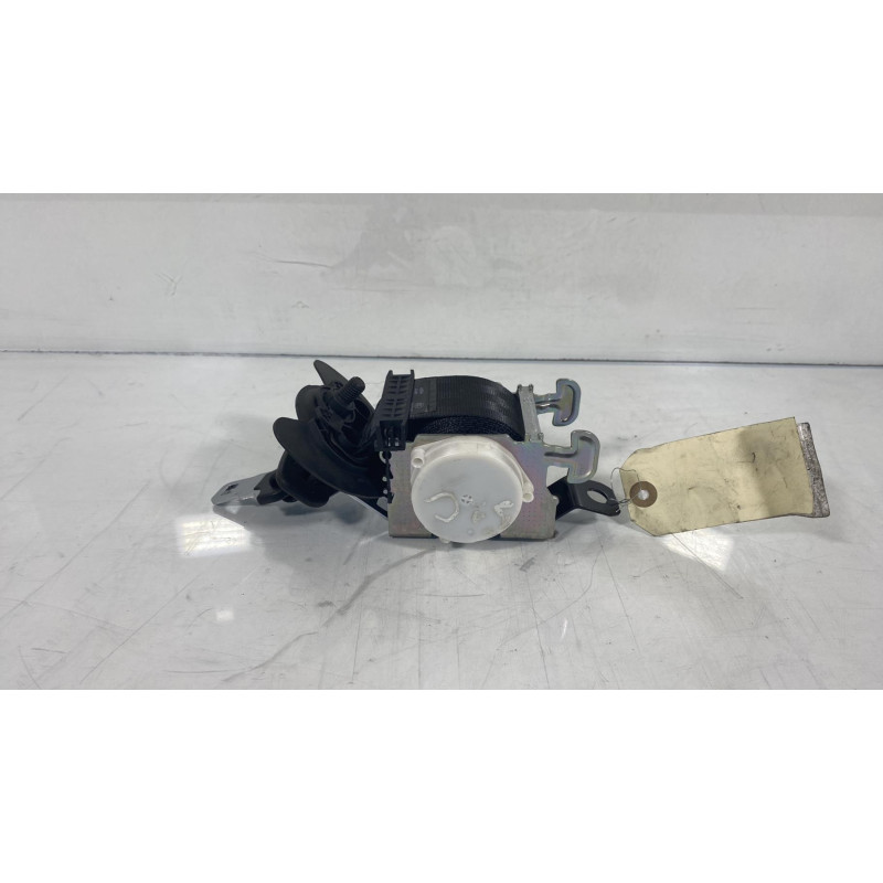 Ceinture arriere centrale PEUGEOT 5008 1 Photo n°2