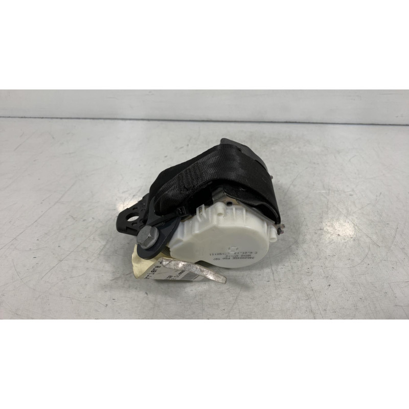 Ceinture arriere droit PEUGEOT 5008 1 Photo n°3