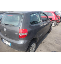Serrure avant droit VOLKSWAGEN FOX
