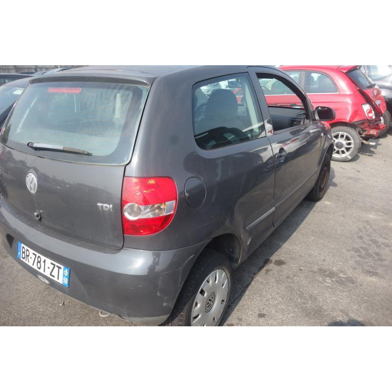 Serrure avant droit VOLKSWAGEN FOX Photo n°8