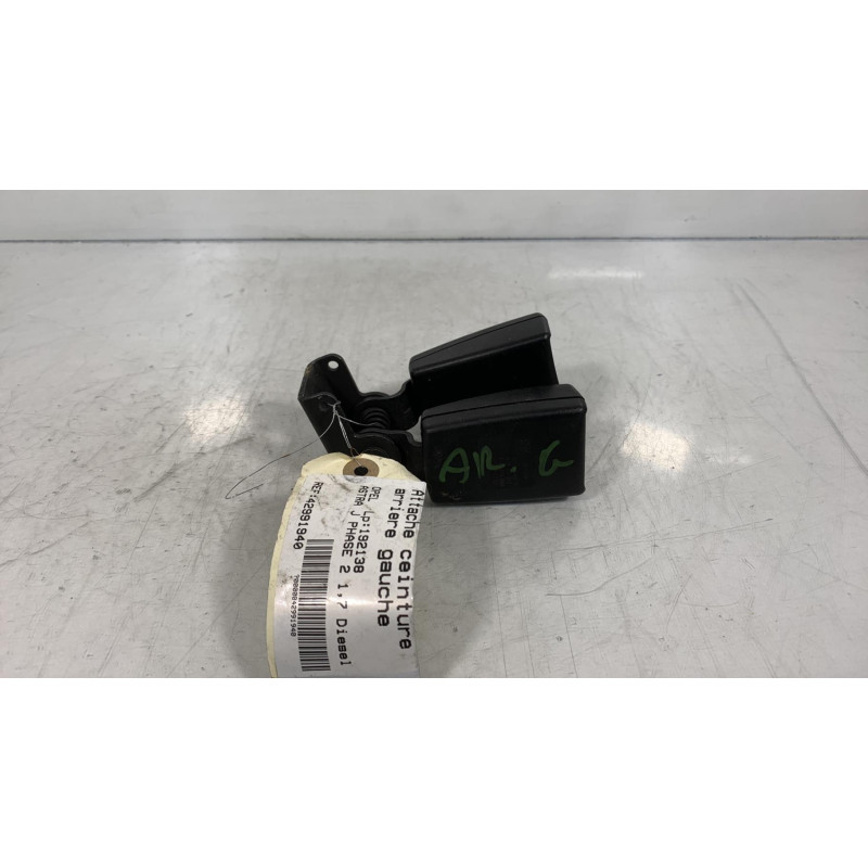 Attache ceinture arriere gauche OPEL ASTRA J Photo n°2