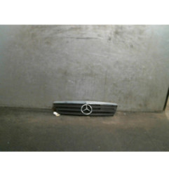 Calandre MERCEDES CLASSE A 168 Photo n°1