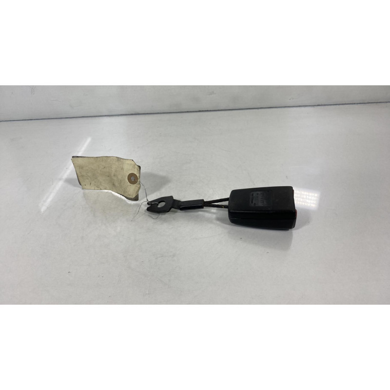 Attache ceinture avant droit MERCEDES CLASSE A 168 Photo n°1