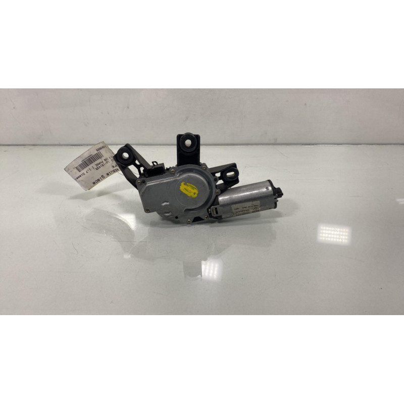 Moteur essuie glace arriere MERCEDES CLASSE A 168 Photo n°2