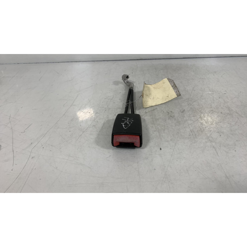 Attache ceinture arriere droit SEAT LEON 1 Photo n°3