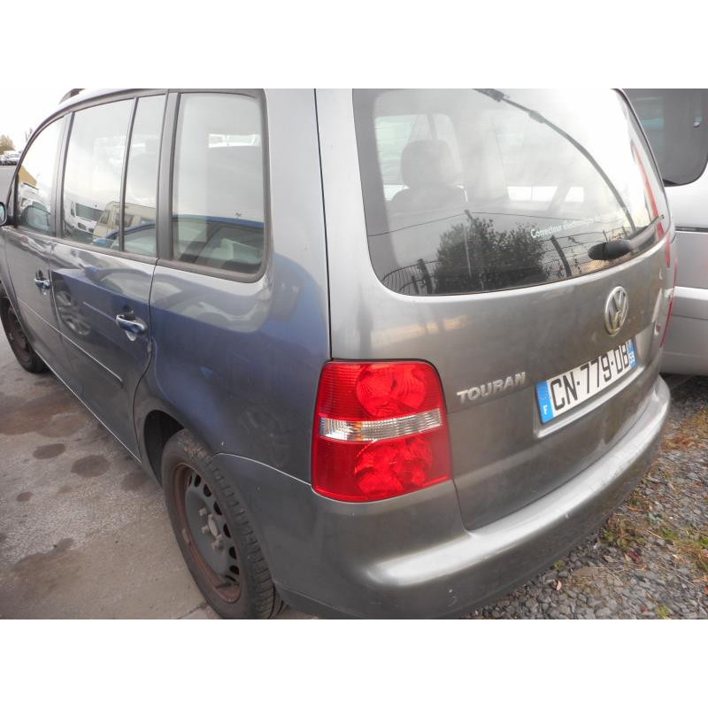 Pretensionneur de ceinture avant droit VOLKSWAGEN TOURAN 1 Photo n°7