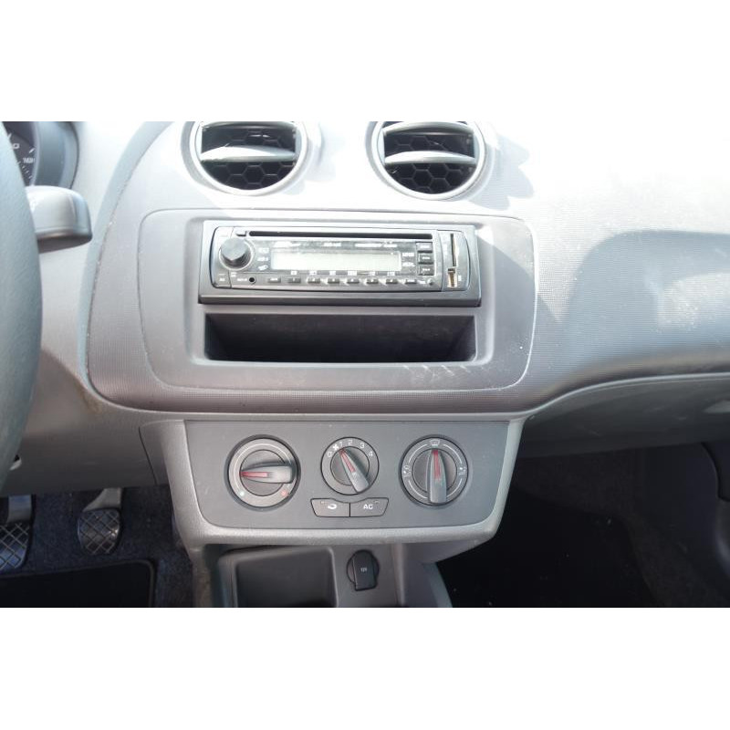 Malle/Hayon arriere SEAT IBIZA 4 Photo n°4
