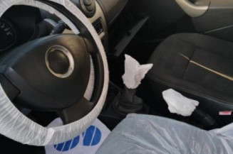 Compresseur clim DACIA SANDERO 1